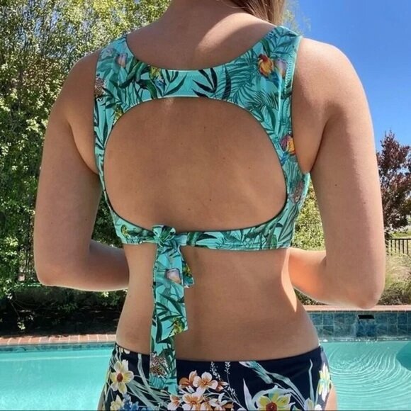 Johnny Was Taina Underwire Bikini Top Blue Jungle Animal Floral Size Small S NEW - Picture 2 of 9